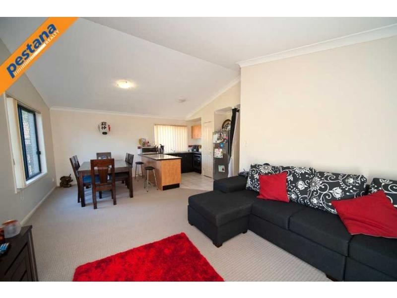 8 Duchess Court, Loganlea QLD 4131