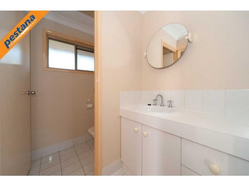 10 Haymer Court, Meadowbrook QLD 4131