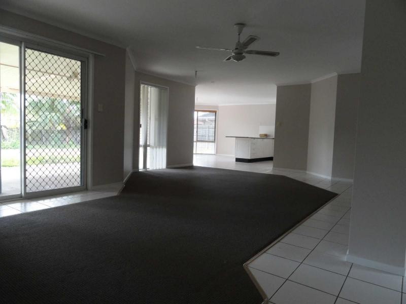 73 Kilsay Crescent, Meadowbrook QLD 4131