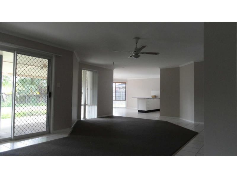73 Kilsay Crescent, Meadowbrook QLD 4131