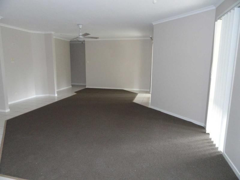 73 Kilsay Crescent, Meadowbrook QLD 4131