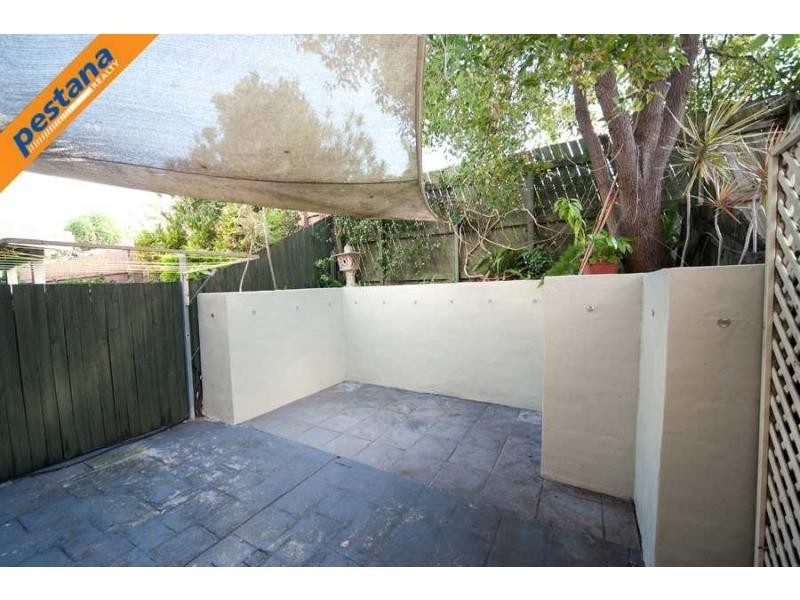 8/11 Smith Road, Woodridge QLD 4114