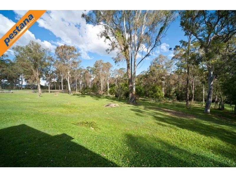 35-39 Rebecca Drive, Chambers Flat QLD 4133