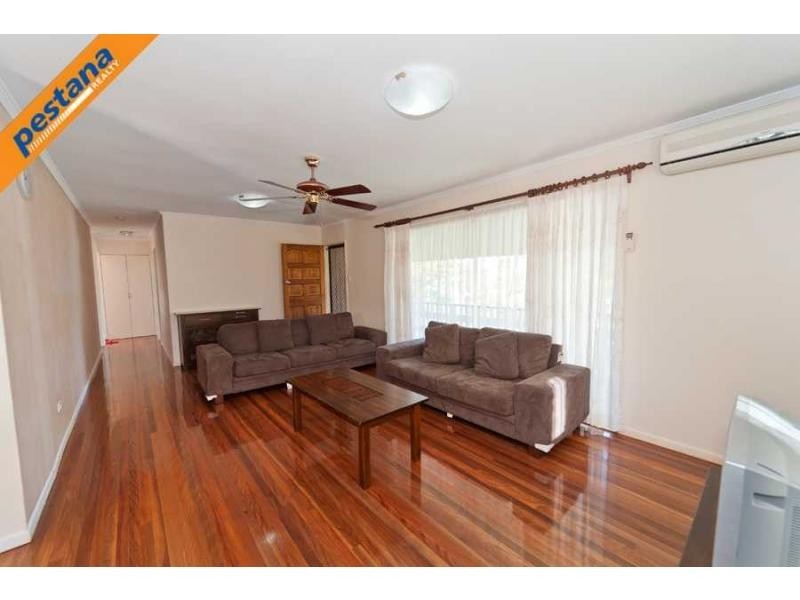 25 Ash Avenue, Woodridge QLD 4114