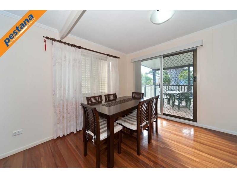 25 Ash Avenue, Woodridge QLD 4114