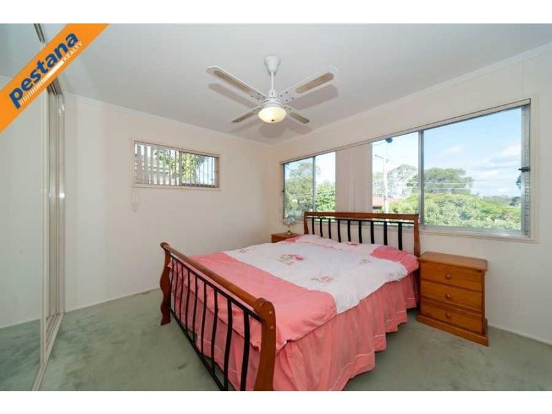 25 Ash Avenue, Woodridge QLD 4114