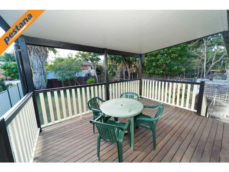 25 Ash Avenue, Woodridge QLD 4114