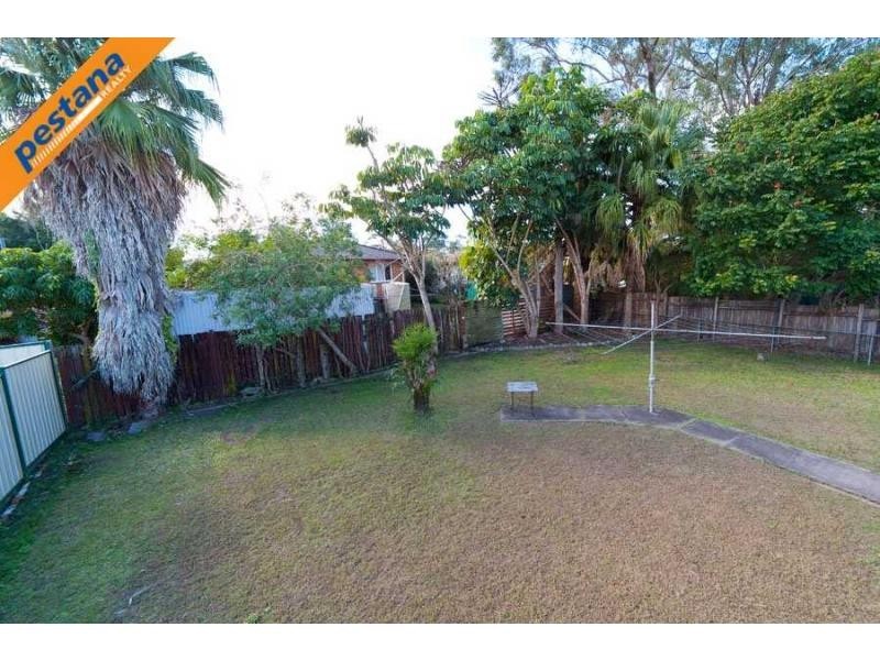 25 Ash Avenue, Woodridge QLD 4114
