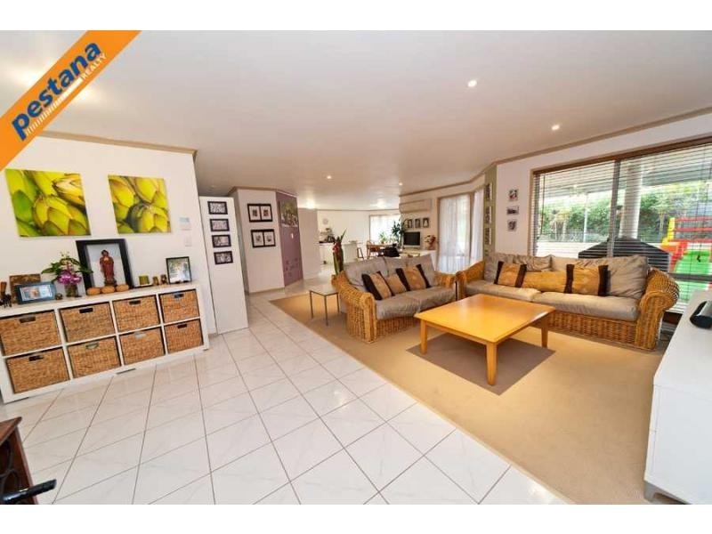 88 Kilsay Crescent, Meadowbrook QLD 4131