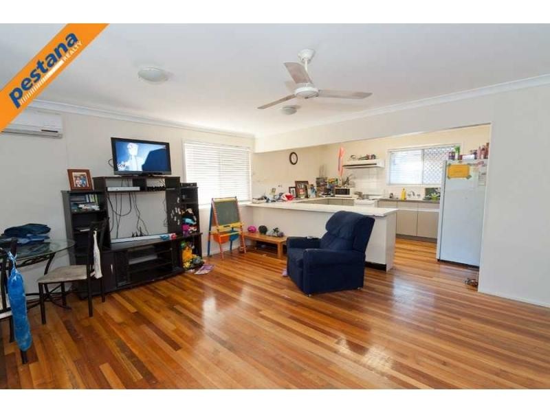 16 Barry Street, Slacks Creek QLD 4127