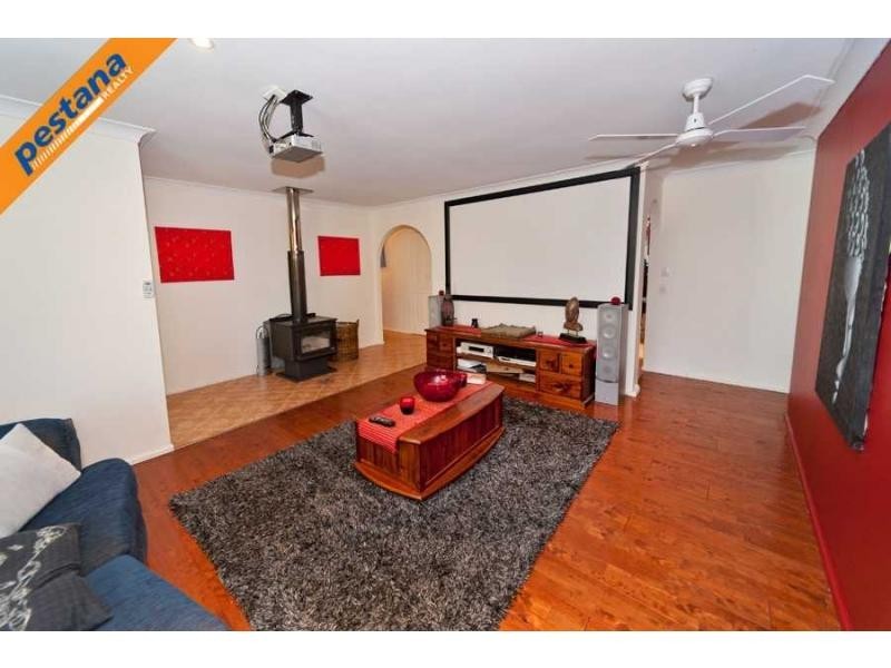32 Ronald Street, Shailer Park QLD 4128