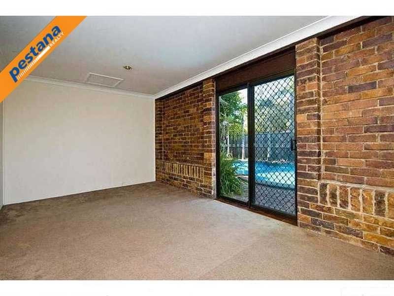 25 Springfield Crescent, Daisy Hill QLD 4127