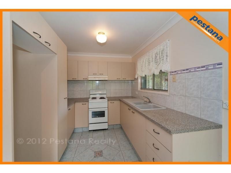 11 Daisy Hill Road, Daisy Hill QLD 4127