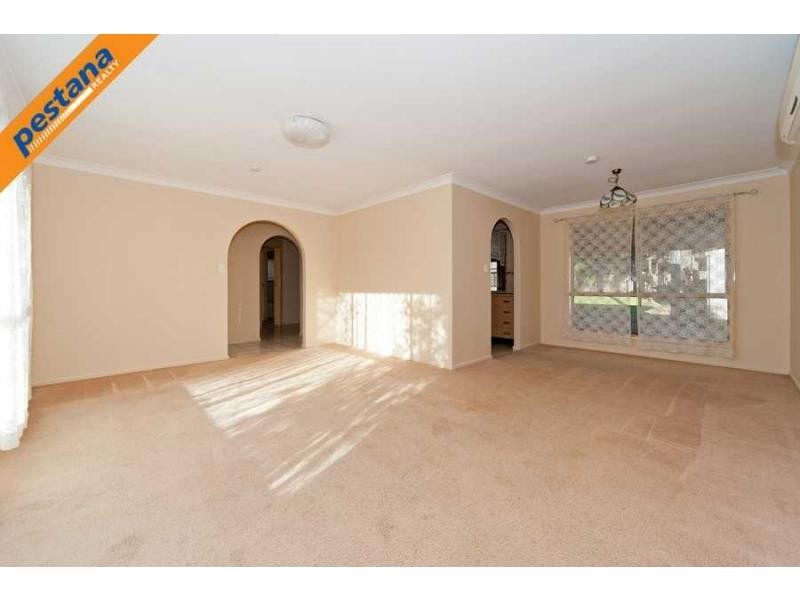10 Haymer Court, Meadowbrook QLD 4131