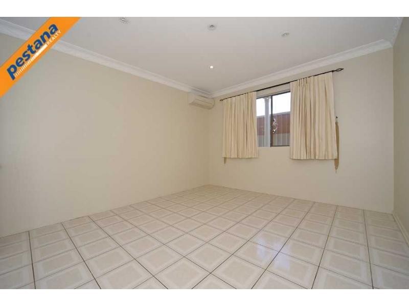 2 – 8 Atlantic Drive, Loganholme QLD 4129