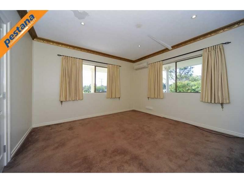 2 – 8 Atlantic Drive, Loganholme QLD 4129