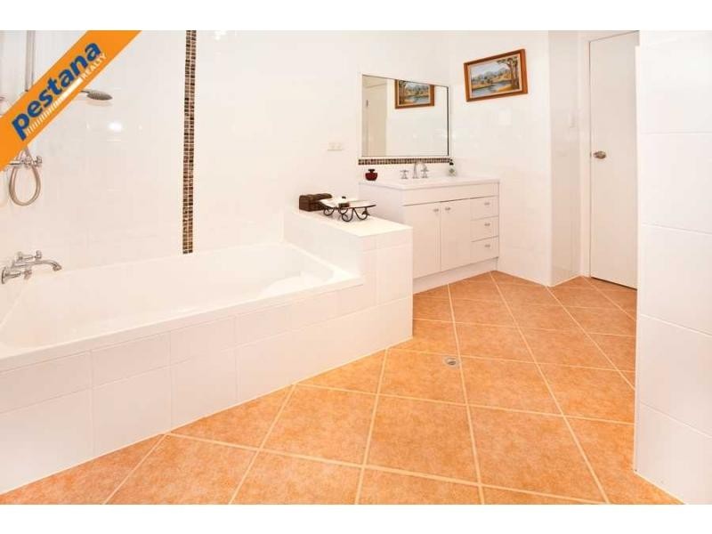 13 Dawson Street, Woodridge QLD 4114