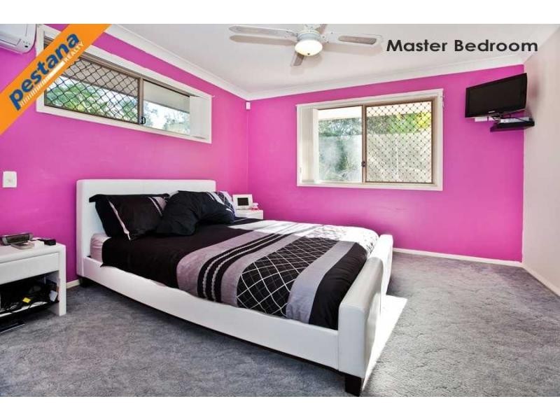 7 Berendt Court, Meadowbrook QLD 4131