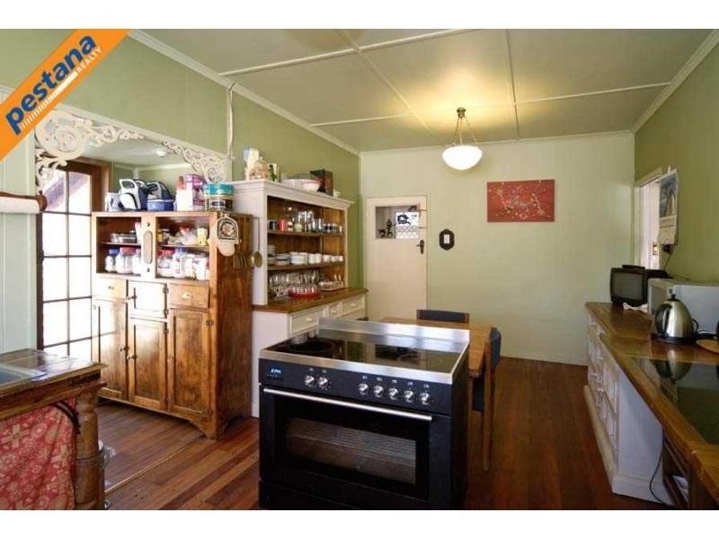 15 Vereker Street, Coopers Plains QLD 4108