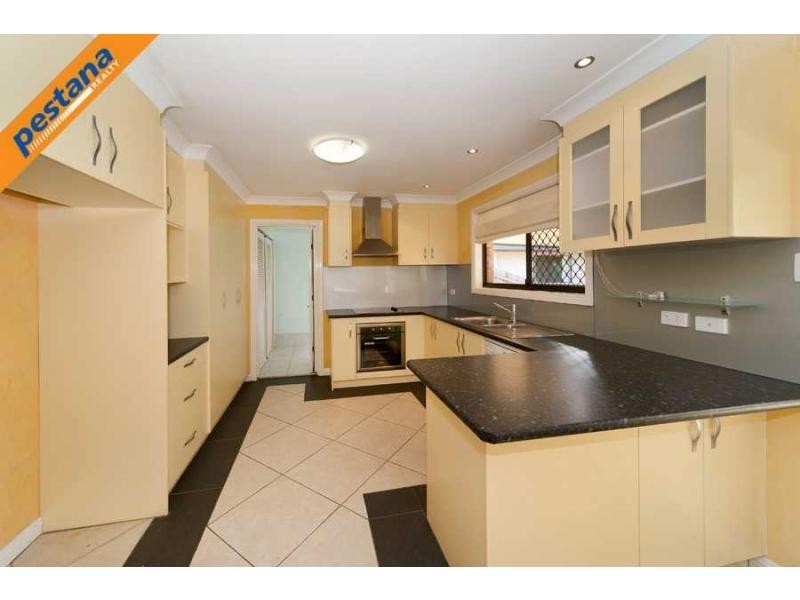 221 Upper Lyndale Street, Shailer Park QLD 4128