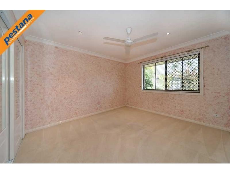 221 Upper Lyndale Street, Shailer Park QLD 4128