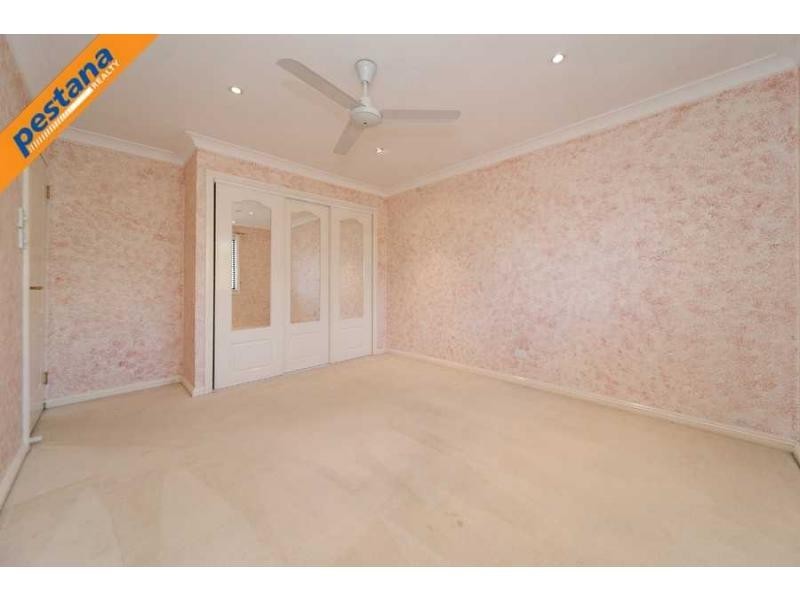 221 Upper Lyndale Street, Shailer Park QLD 4128