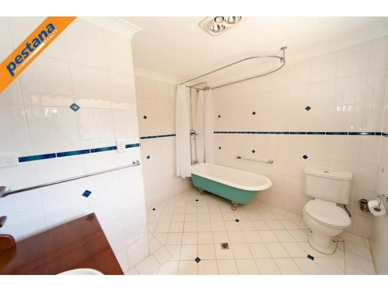 221 Upper Lyndale Street, Shailer Park QLD 4128