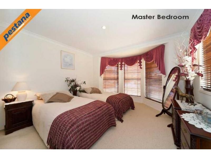 9 Cardwell Court, Meadowbrook QLD 4131