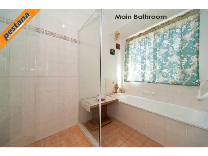 9 Cardwell Court, Meadowbrook QLD 4131