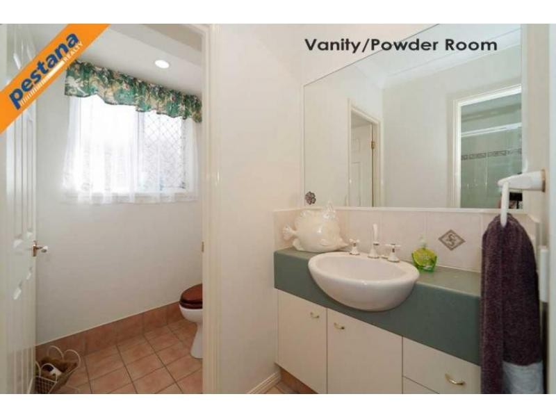 9 Cardwell Court, Meadowbrook QLD 4131