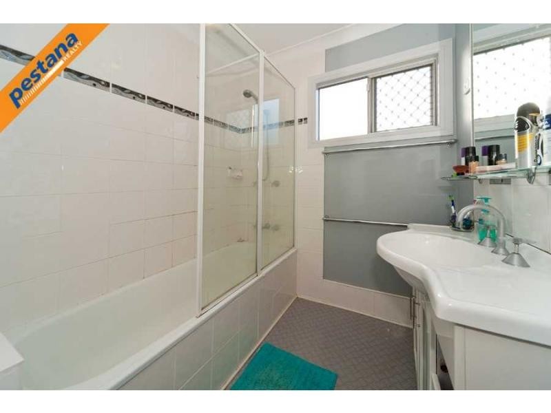 23 Ashvale Street, Kingston QLD 4114