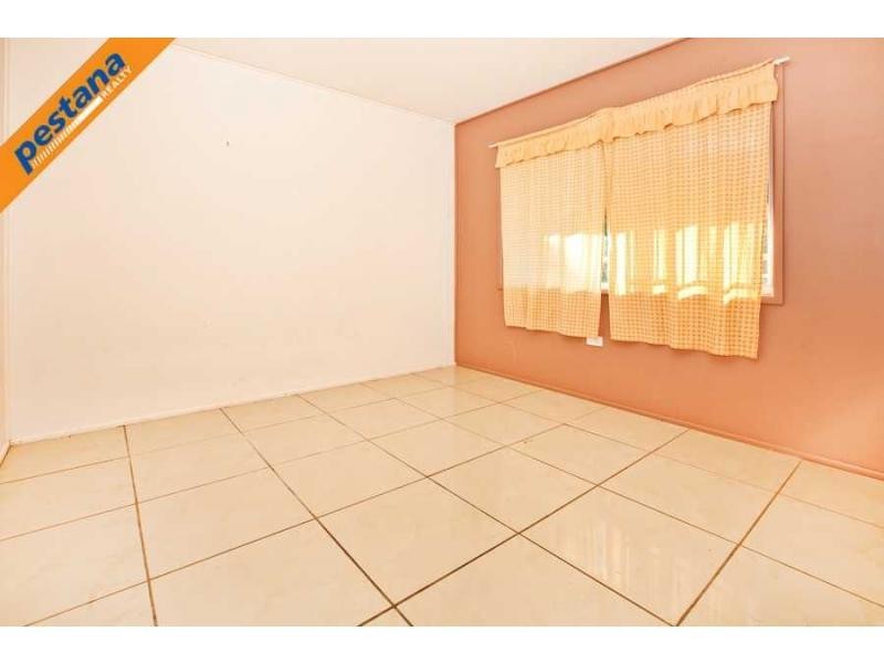 33 Winifred Street, Kingston QLD 4114