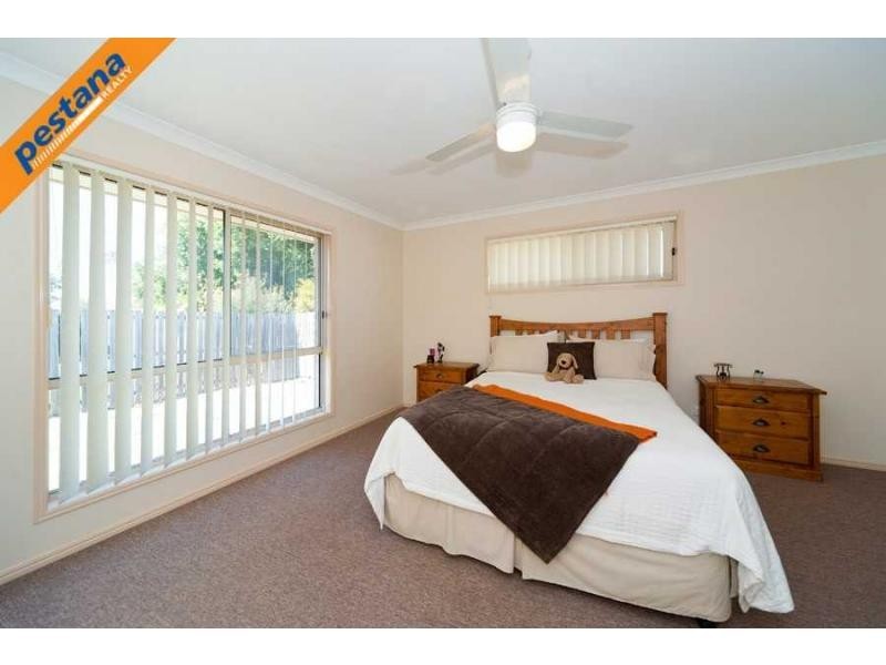 13 Meadowbrook Drive, Meadowbrook QLD 4131