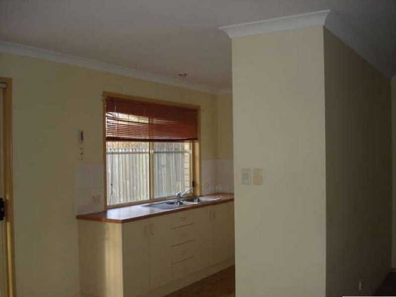 4 Saale Court, Meadowbrook QLD 4131