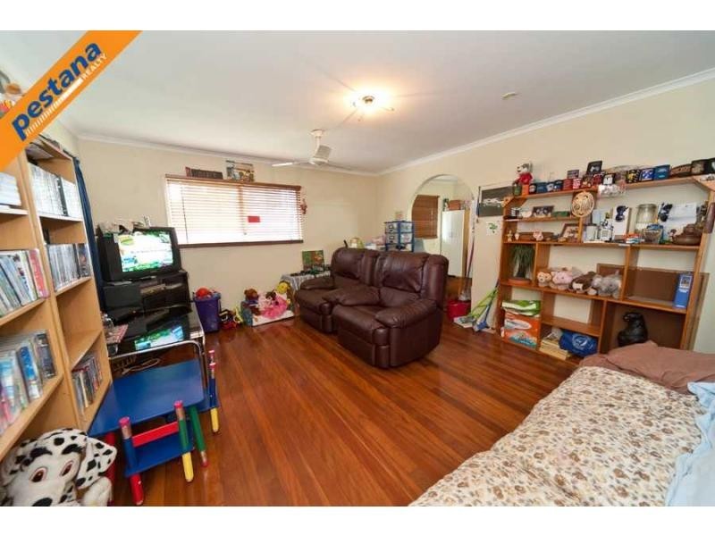 6 Palm Avenue, Kingston QLD 4114