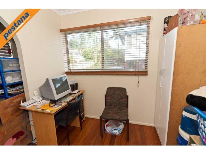 6 Palm Avenue, Kingston QLD 4114