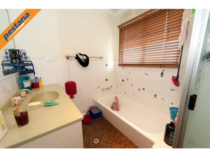 6 Palm Avenue, Kingston QLD 4114