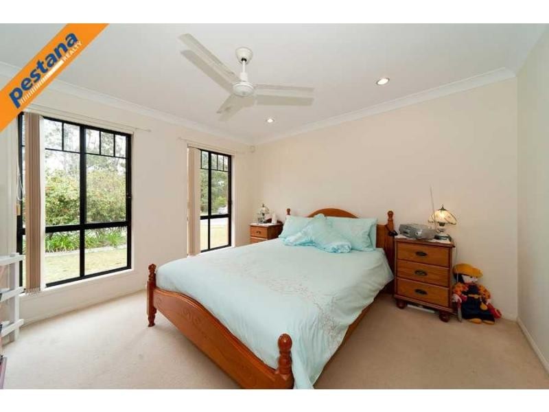 9 Allenby Drive, Meadowbrook QLD 4131