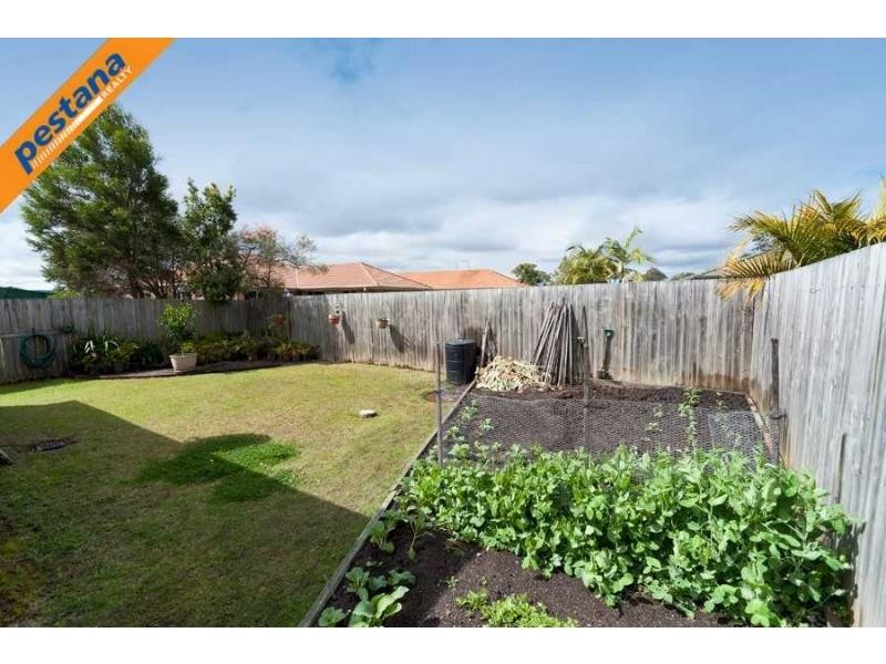 9 Allenby Drive, Meadowbrook QLD 4131