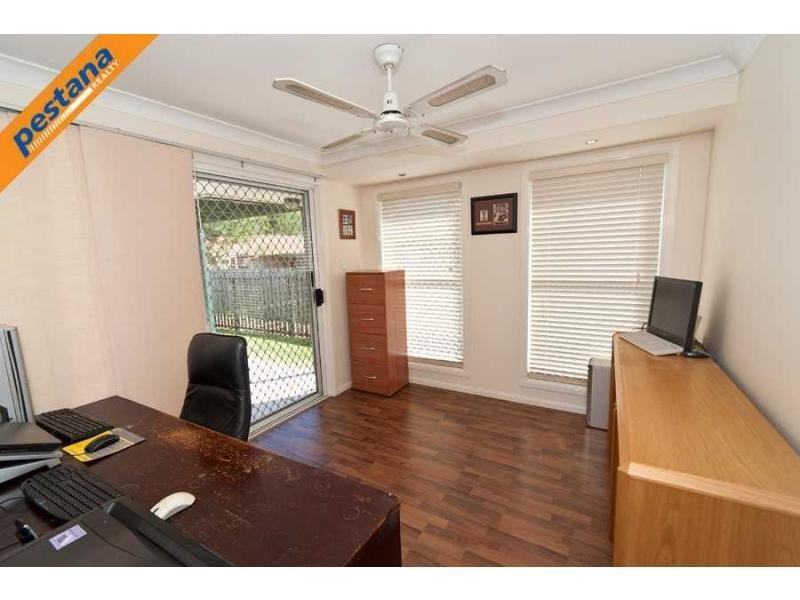 5 Crozier Crescent, Meadowbrook QLD 4131