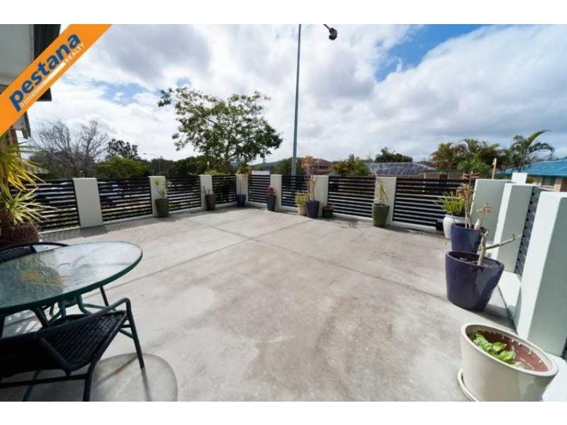 23 Ham Road, Mansfield QLD 4122