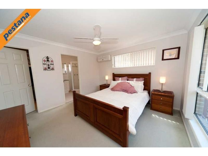 10 Cressbrook Court, Meadowbrook QLD 4131