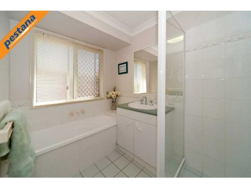 10 Cressbrook Court, Meadowbrook QLD 4131