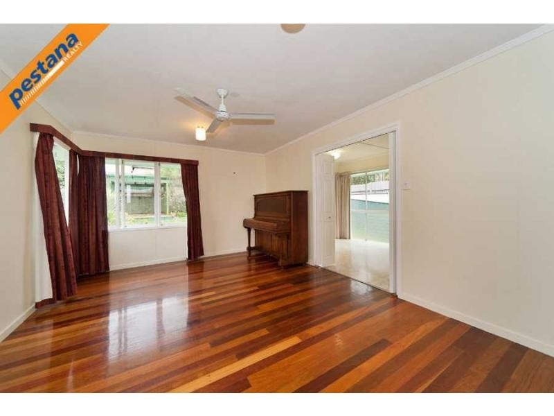 147 Ewing Road, Woodridge QLD 4114