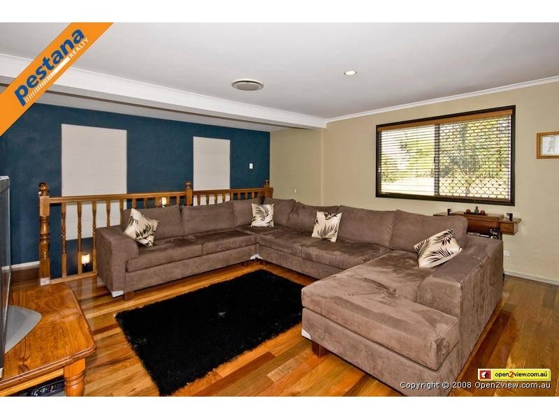 7 Morgan Court, Springwood QLD 4127