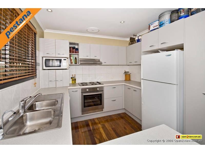 7 Morgan Court, Springwood QLD 4127