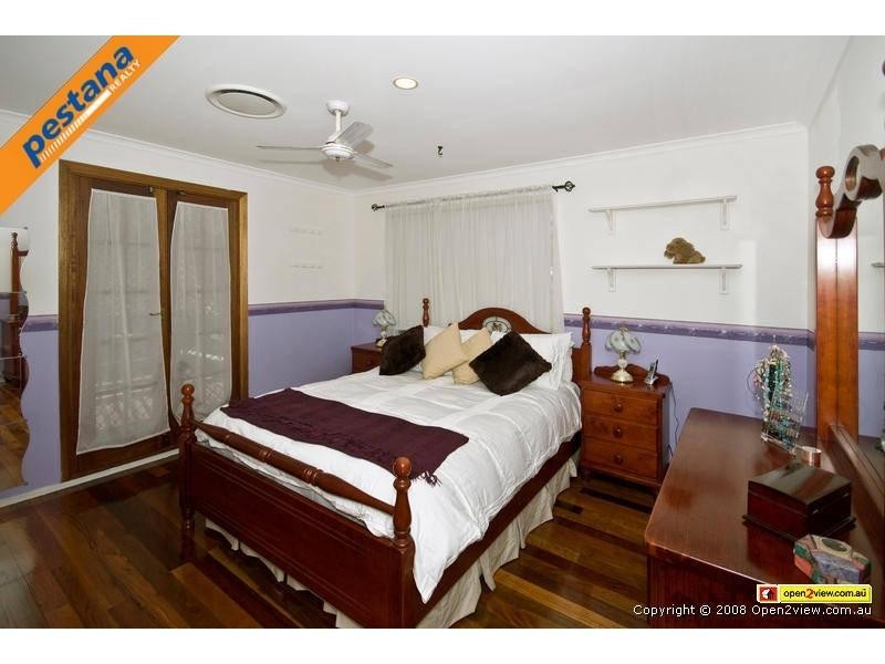 7 Morgan Court, Springwood QLD 4127