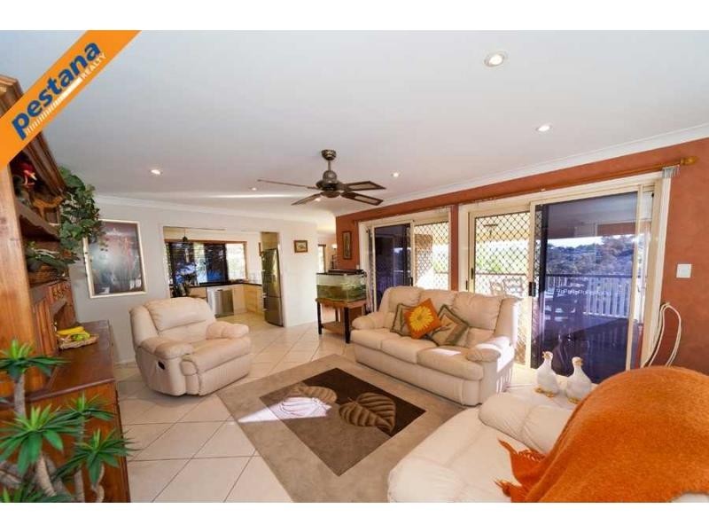 6 Tivoli Court, Rochedale South QLD 4123