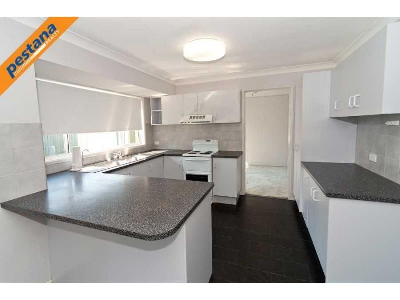 30 Edenlea Drive, Meadowbrook QLD 4131