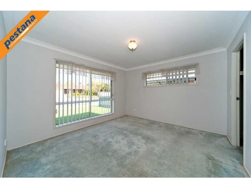 30 Edenlea Drive, Meadowbrook QLD 4131